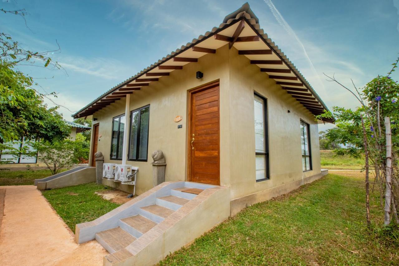 Sigiriya King'S Resort Bagian luar foto